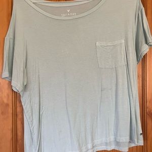 A&E cropped tee